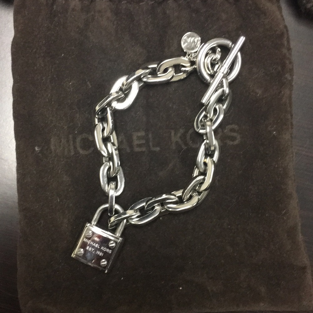 NEW Michael Kors Toggle Padlock Dangle Bracelet